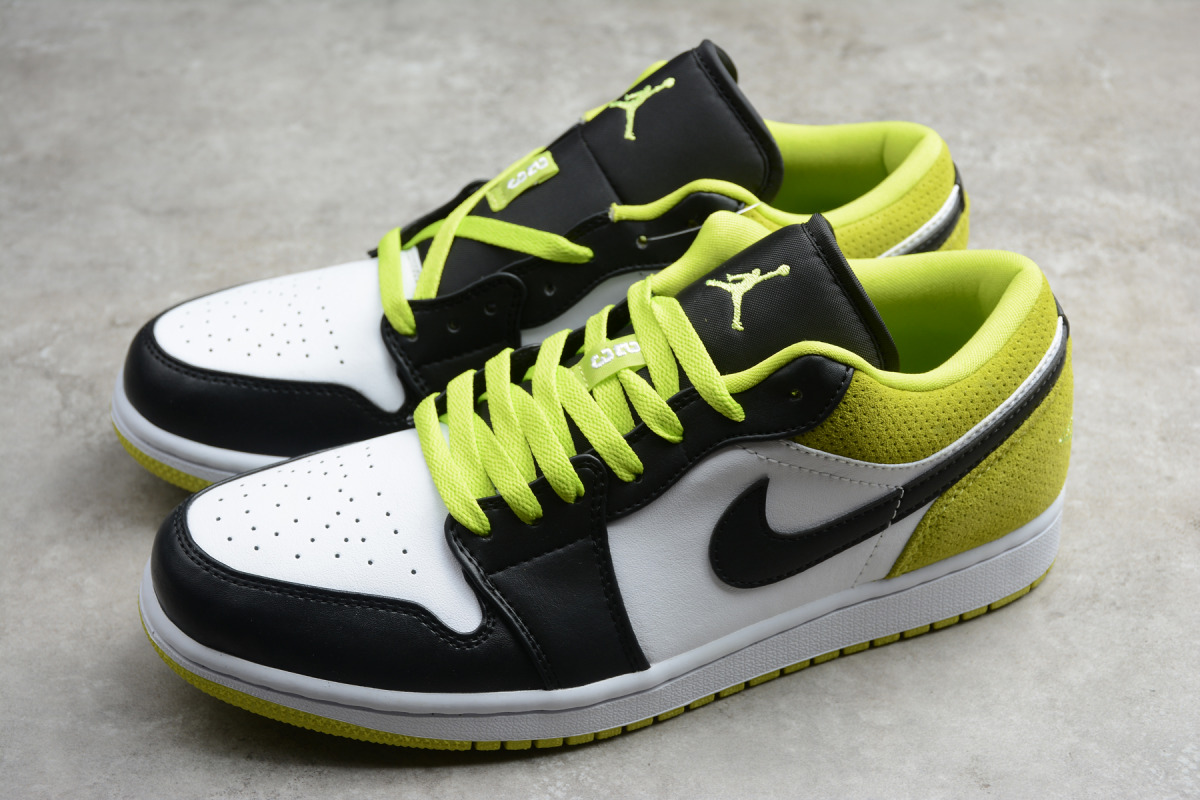 Nike Air Jordan 1 Low "Cyber"