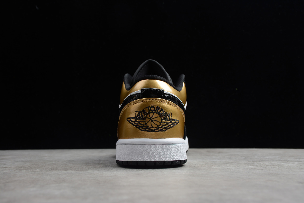 Nike Air Jordan 1 Low "Gold Toe"