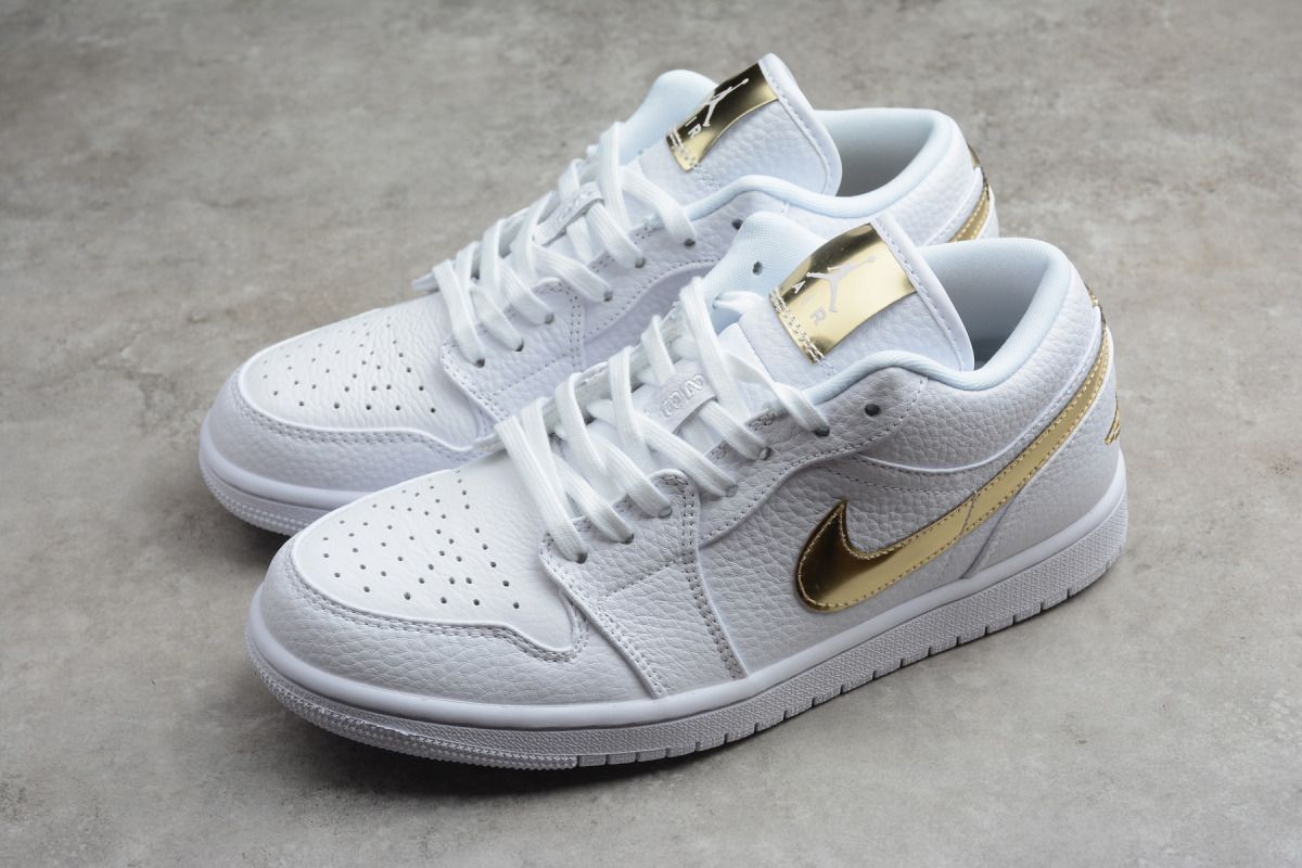 Nike Air Jordan 1 Low "White Metallic Gold"