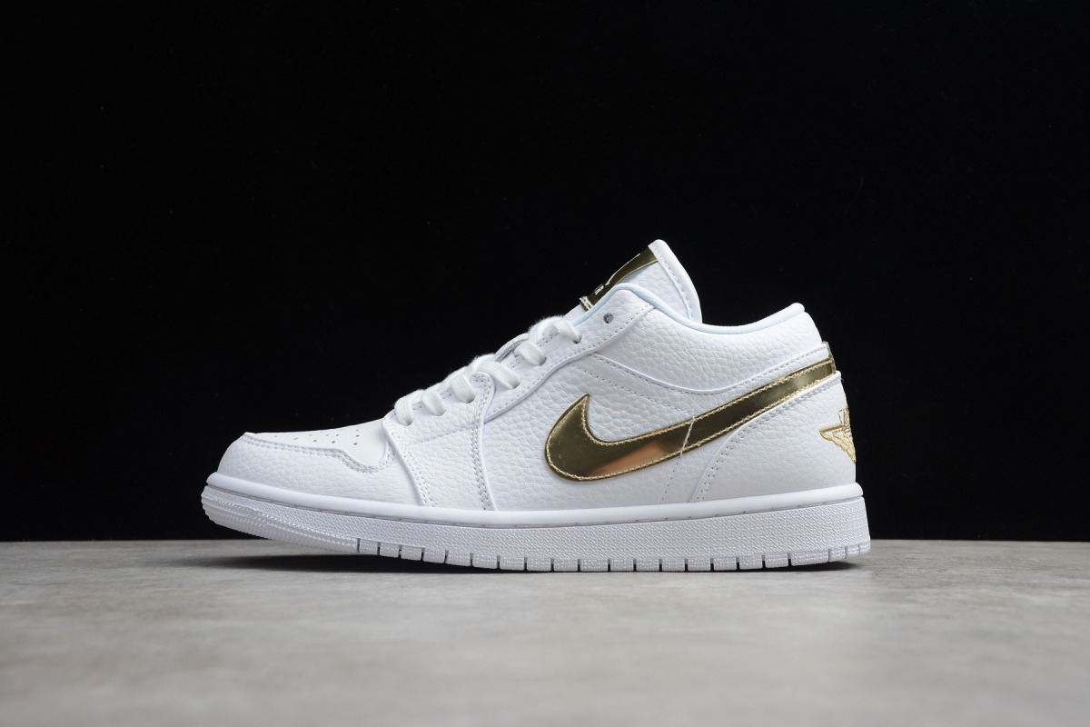 Nike Air Jordan 1 Low "White Metallic Gold"