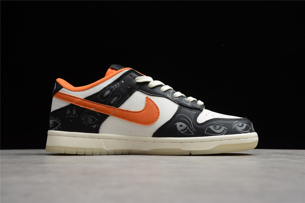 Nike SB Dunk Low "Halloween"