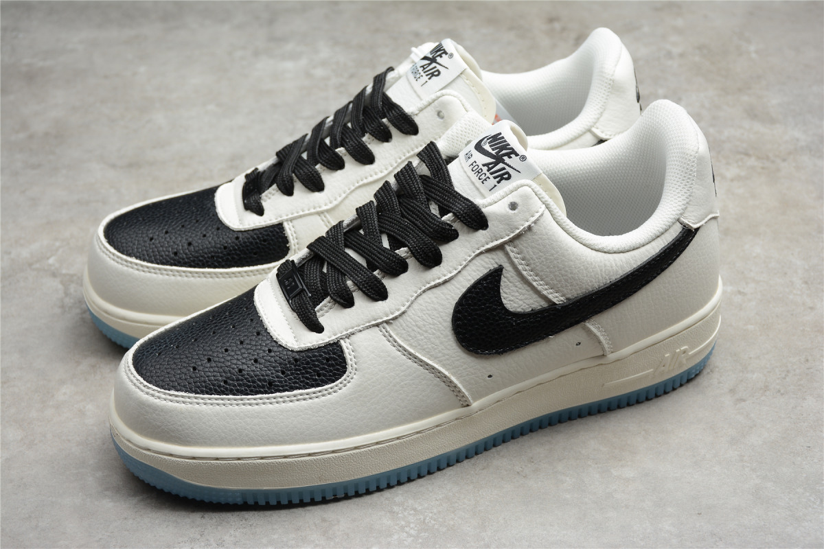 Nike Air Force 1 Low '07 LV8