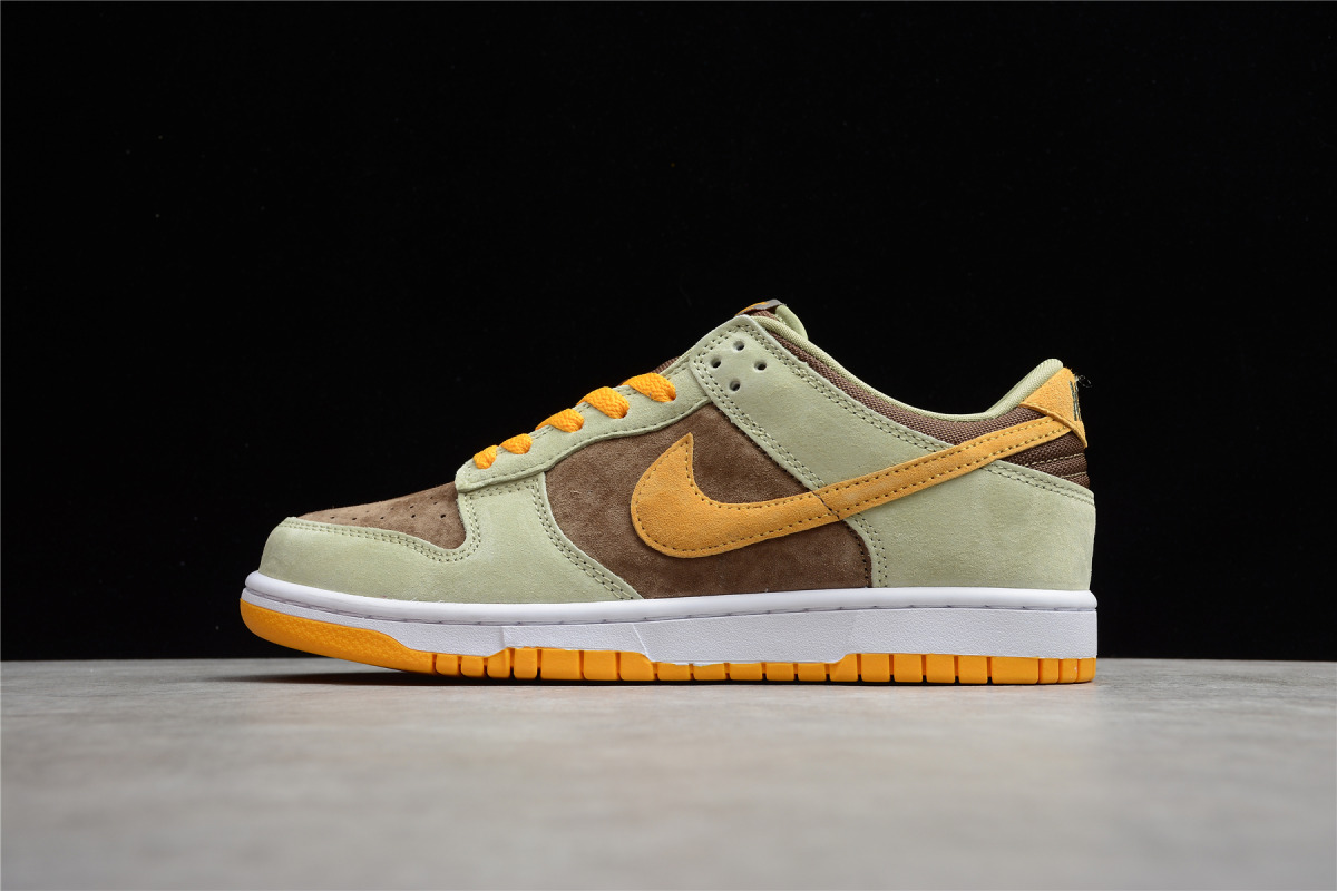 Nike SB Dunk Low "Dusty Olive"