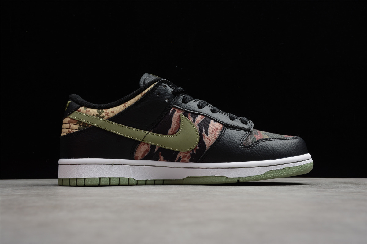 Nike SB Dunk Low "Crazy Camo"