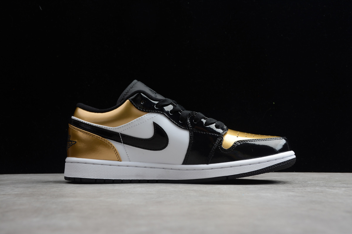 Nike Air Jordan 1 Low "Gold Toe"