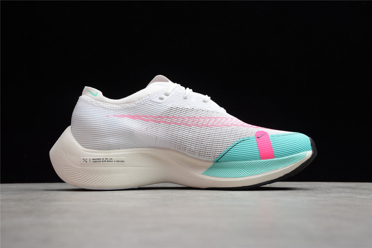 Nike ZoomX Vaporfly Next% 2