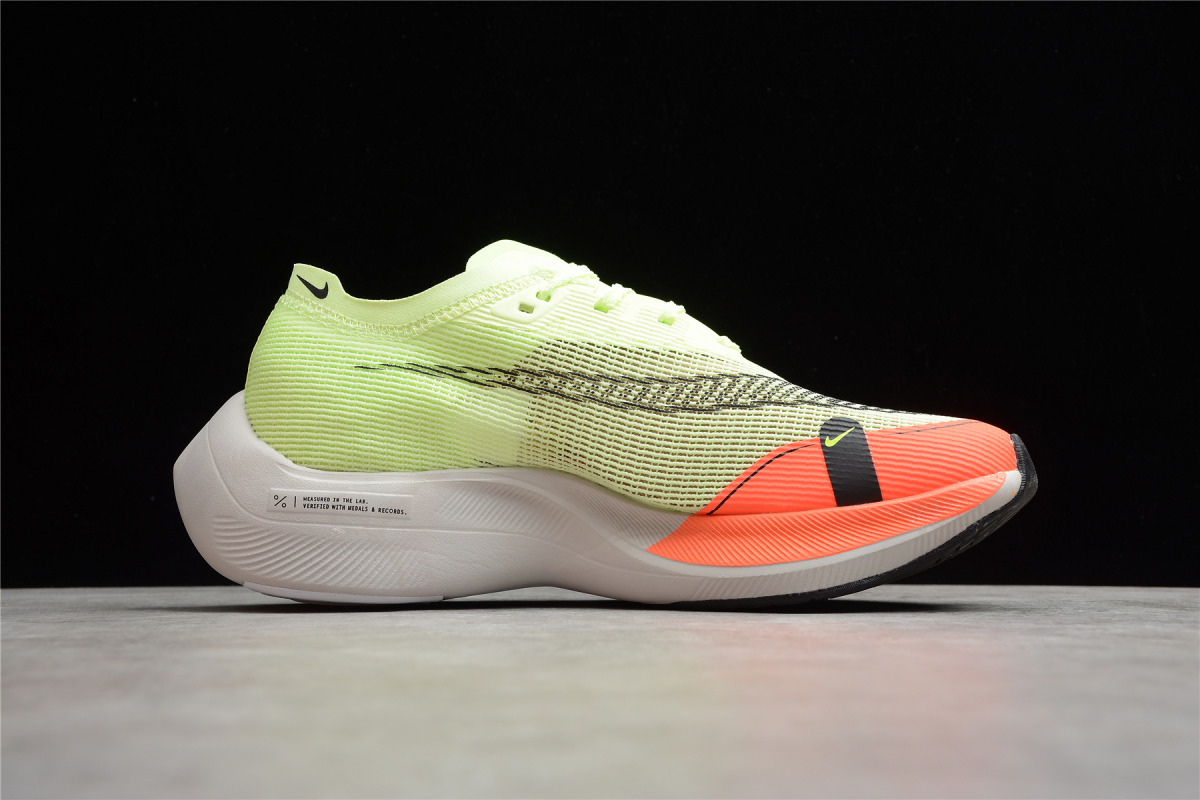 Nike ZoomX Vaporfly Next% 2