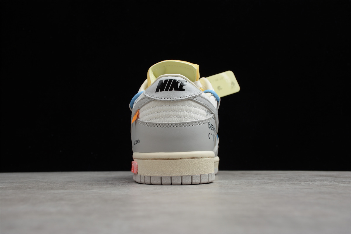 Off-White x Nike Dunk Low "Lot 05 of 50"