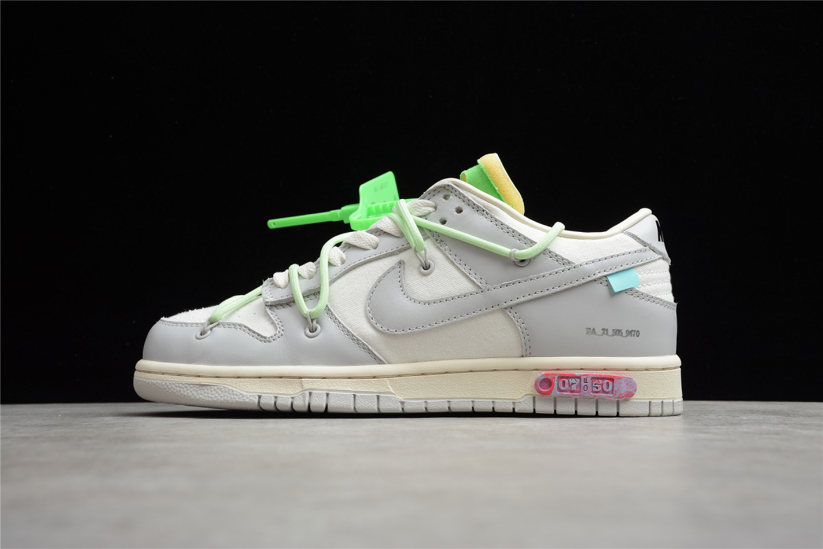 Off-White x Nike Dunk Low "Lot 07 of 50"