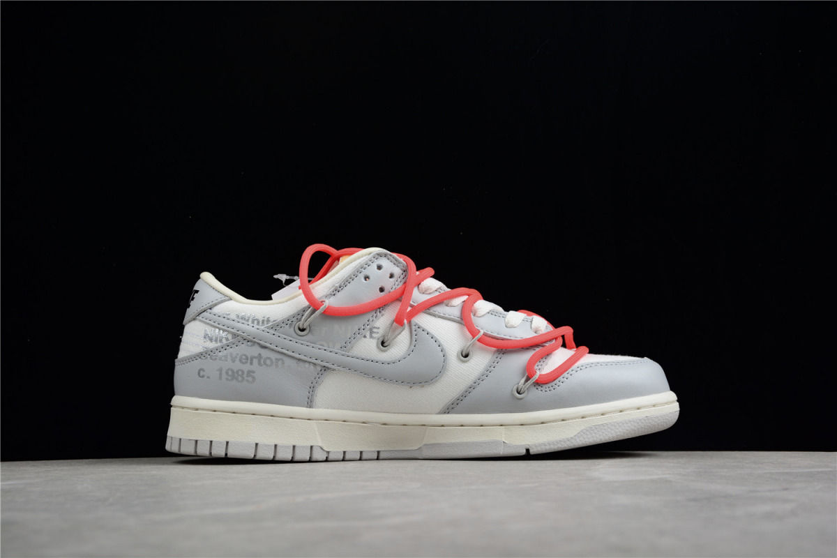 Off-White x Nike Dunk Low "Lot 06 of 50"