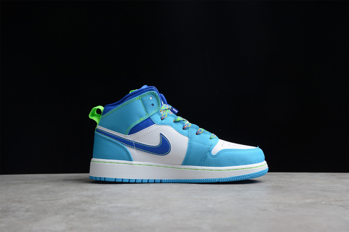 Nike Air Jordan 1 Mid "Sprite Blue"