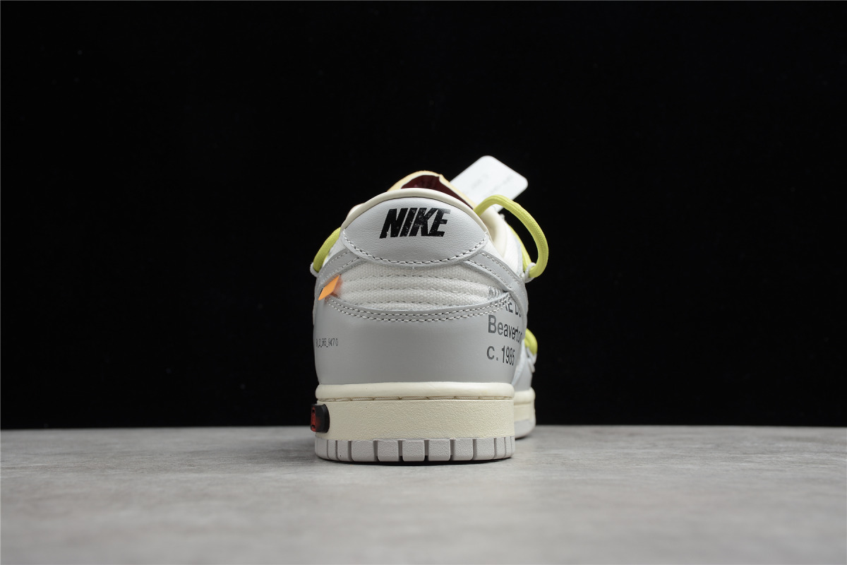 Off-White x Nike Dunk Low "Lot 08 of 50"