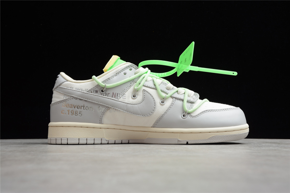 Off-White x Nike Dunk Low "Lot 07 of 50"