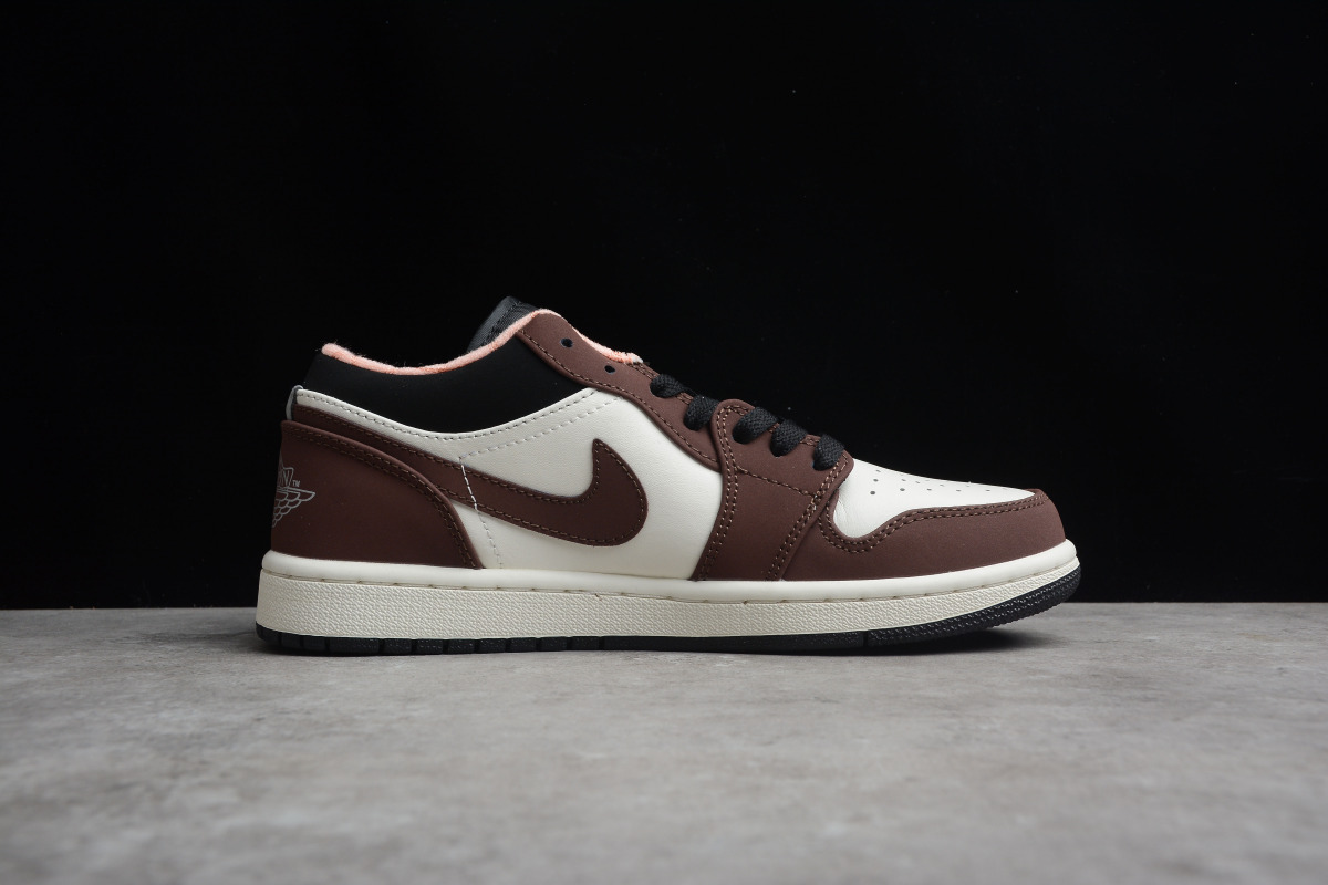 Nike Air Jordan 1 Low "Mocha Brown"