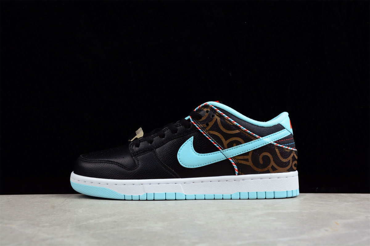 Nike SB Dunk Low "Barbershop"