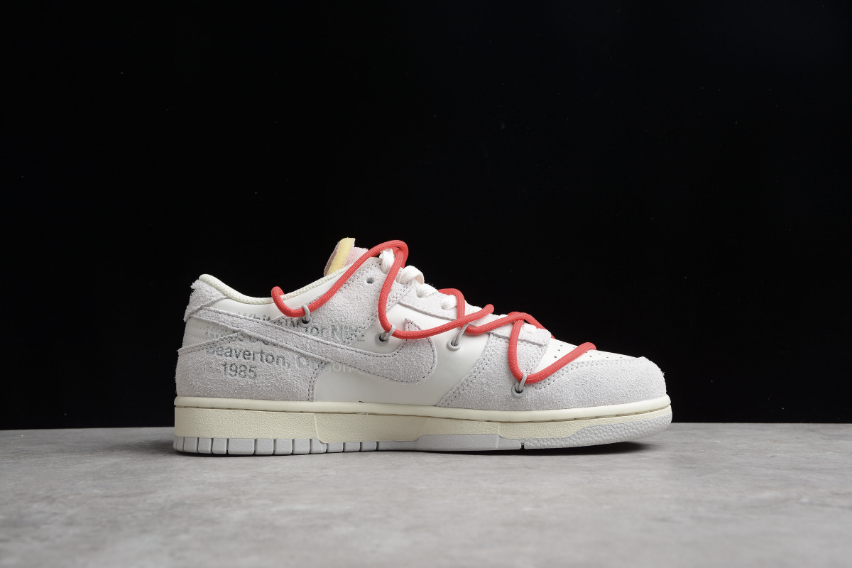 Off-White x Nike Dunk Low "Lot 33 of 50"