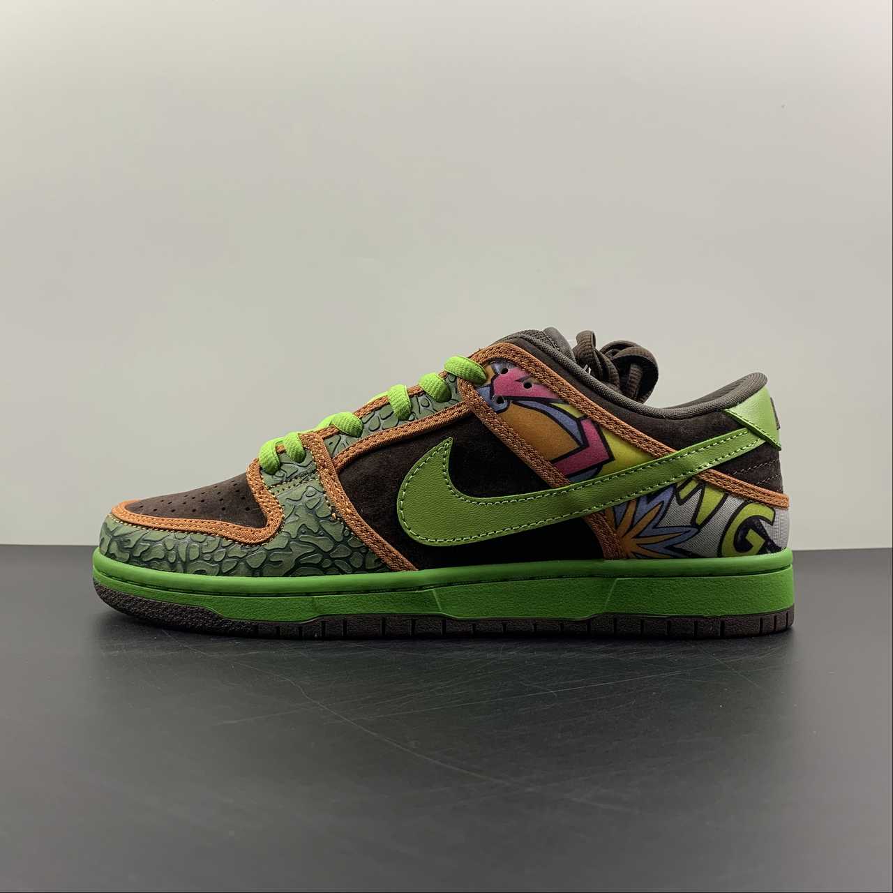 Nike SB Dunk Low “De La Soul” 2015