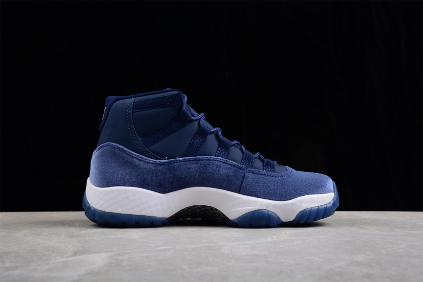 Nike Air Jordan 11 Retro "Midnight Navy"