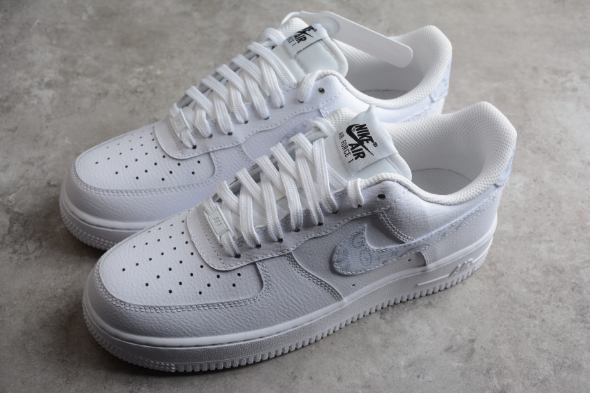 Nike Air Force 1 Low '07 LV8