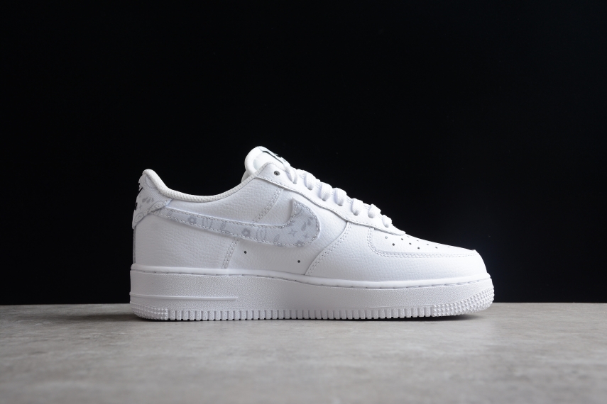 Nike Air Force 1 Low '07 LV8