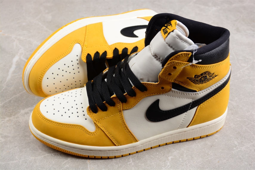 Nike Air Jordan 1 High "Yellow Ochre"