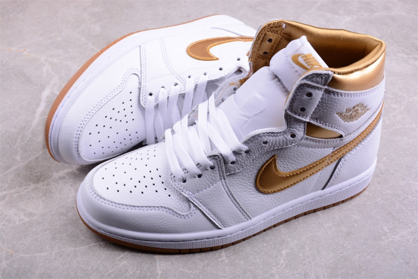 Nike Air Jordan 1 High "Metallic Gold"