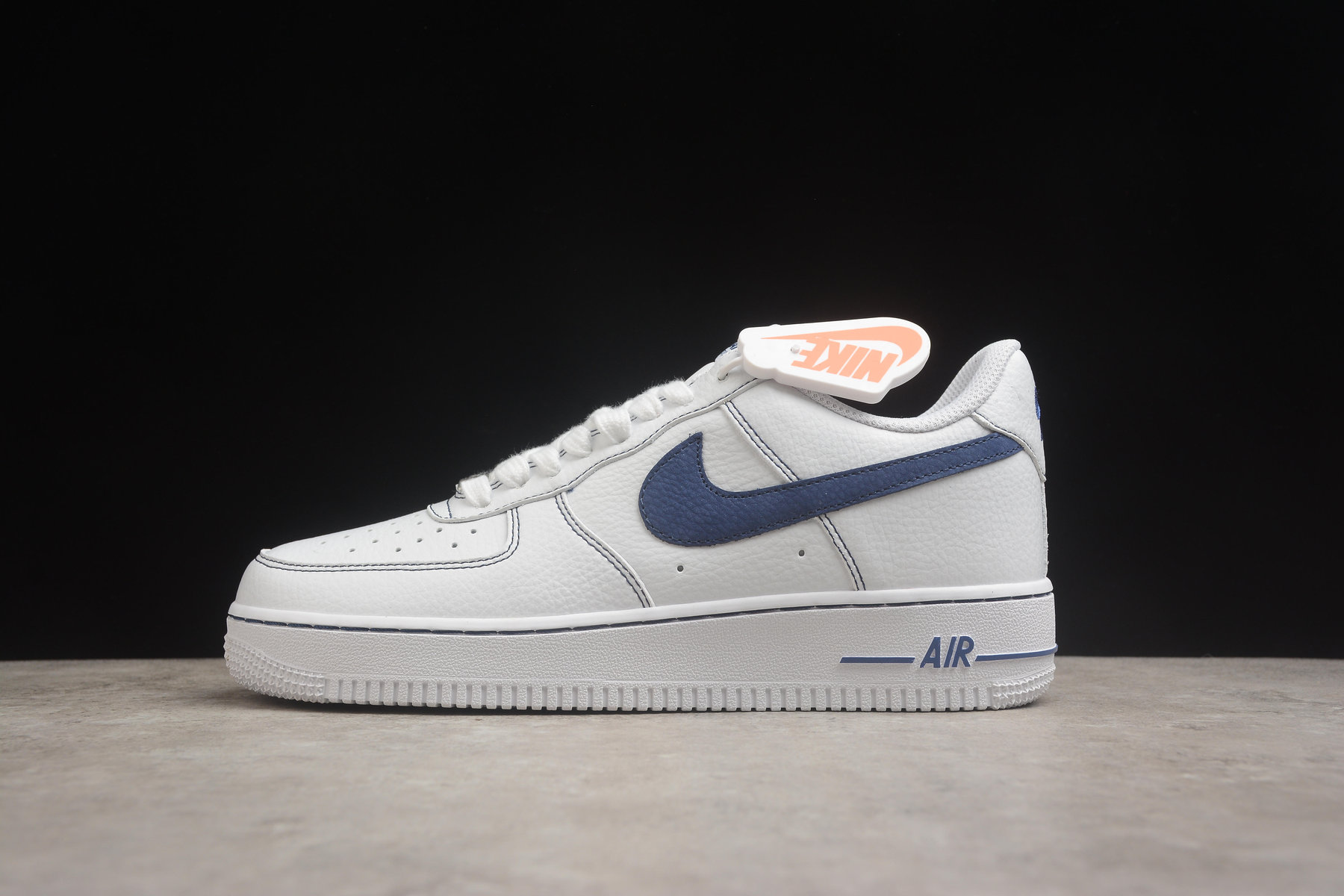 15b4d31a.jpg Nike Air Force 1 Low '07 LV8 - Imagen 1