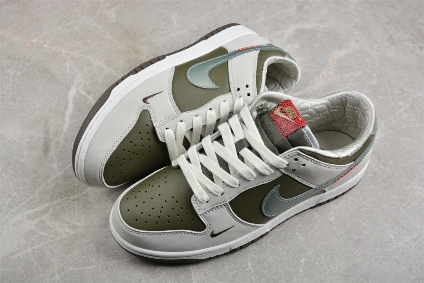 Nike SB Dunk Low "Year of the Snake"