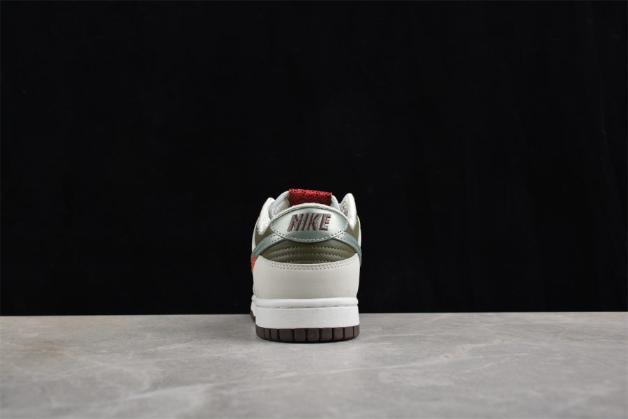 Nike SB Dunk Low "Year of the Snake" - Imagen 3