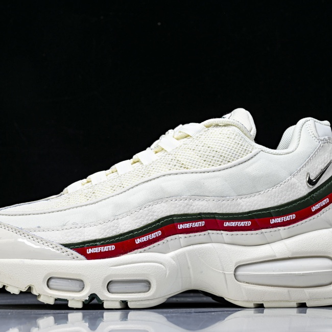 Nike Air Max 95 Undefeated