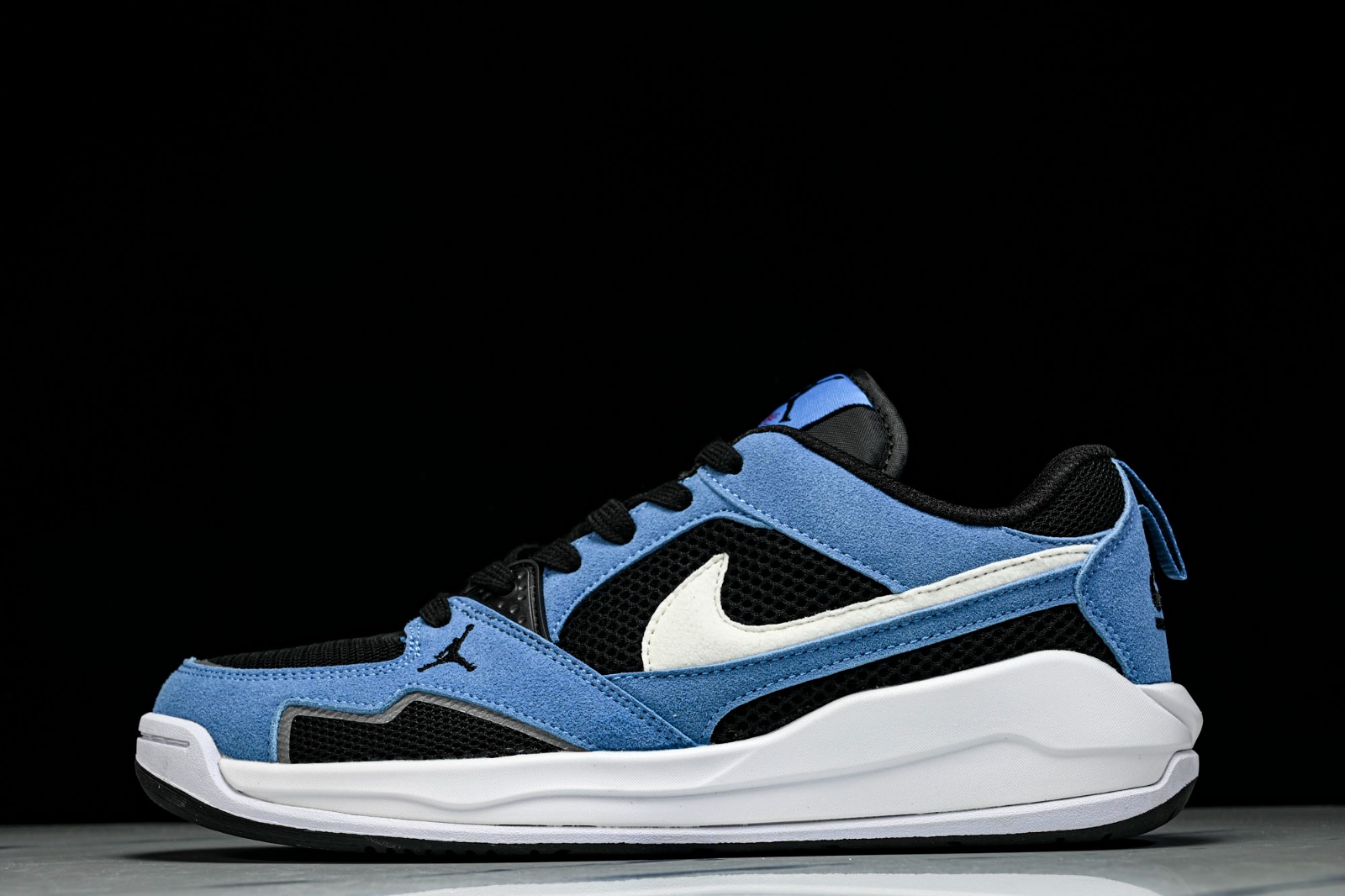 Nike Jordan CMFT Era